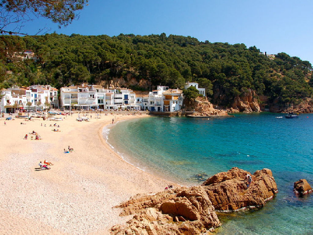 Llafranc – A Picturesque Holiday Paradise in the Heart of the Spanish Costa Brava