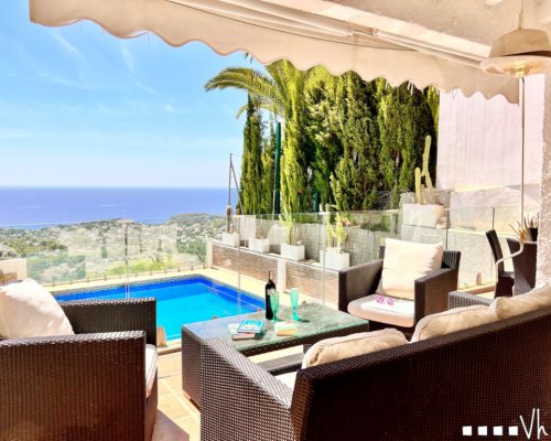 Ferienvilla in Benissa an der Costa Blanca mieten – mit Meerblick und privatem Pool