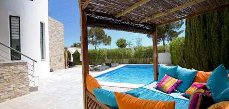 NU 818 Moderne holiday villa for 8 persons with a private pool near La Nucia on the Costa Blanca