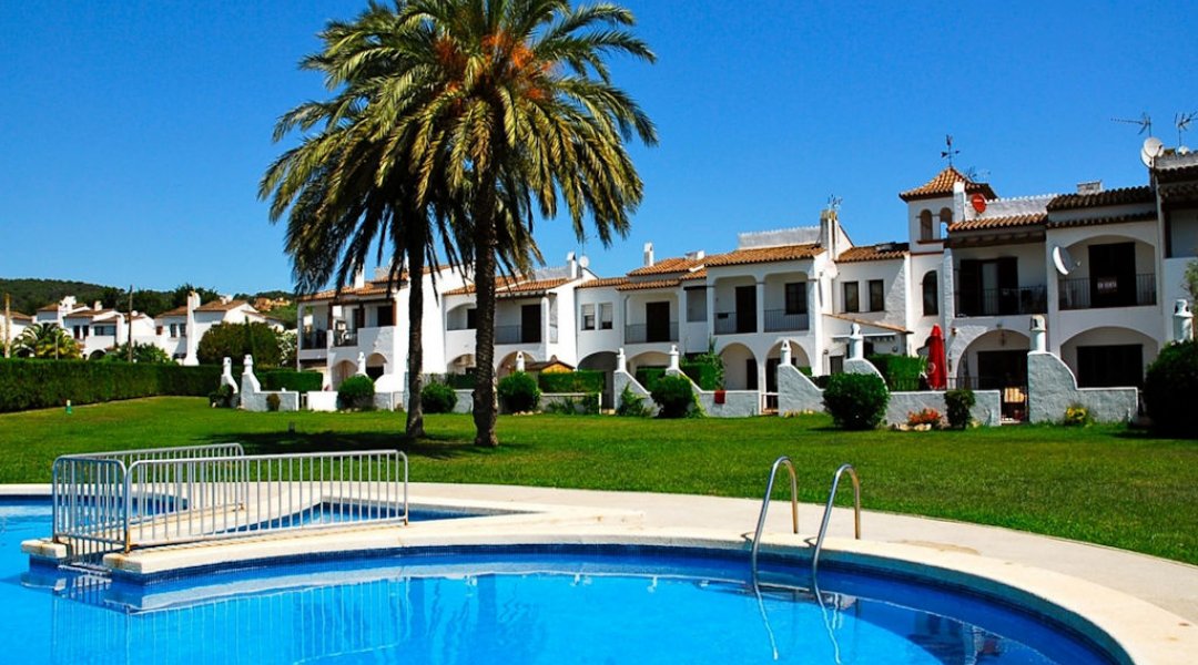 Bungalow rentals in Spain Costa Brava