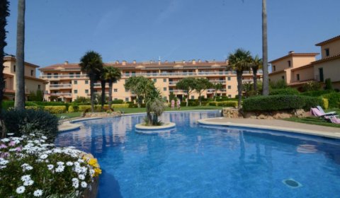 PP 128/4 Exclusive apartment for 4 persons in the first row to the beach with swimming pool & sea view - Playa de Pals - Costa Brava