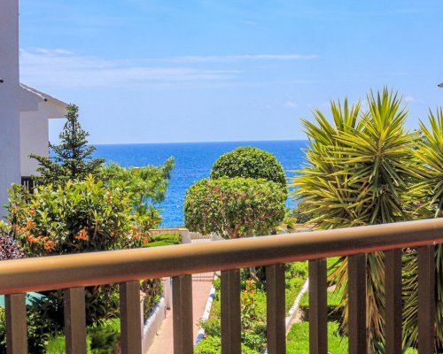 Costa Dorada: Strandnaher Bungalow mit Pool und Meerblick in Miami Playa, Spanien