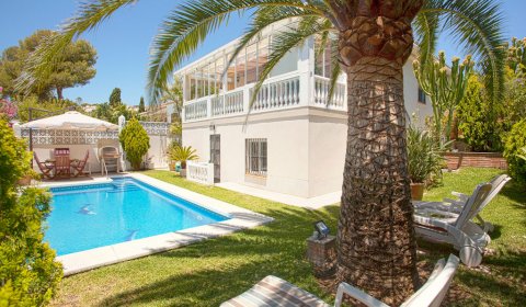 MB 611 Holiday villa for 6 persons with a private pool near Marbella on the Costa del Sol
