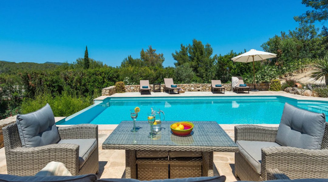 Ferienhaus auf Ibiza privater Pool