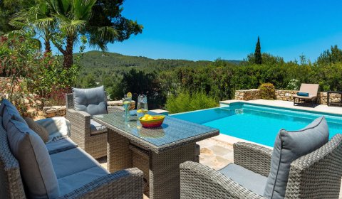 IB 618 Finca pour 6 personnes avec piscine privée et vue sur la mer près de Santa Eulària des Riu à Ibiza