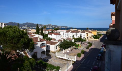 AM 112/2 Ferienwohnung für 4/6 Personen in Empuriabrava an der Costa Brava mit Panoramablick auf das Meer