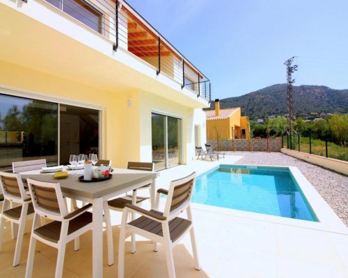 Spanien Costa Brava Ferienhaus mit Pool