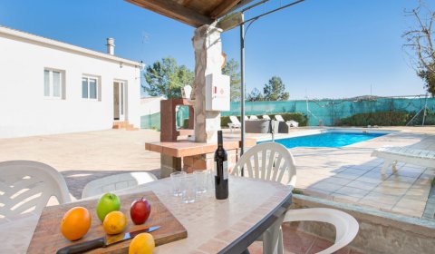 LL 806 Ferienhaus für 8 Personen mit einem privaten Pool bei Lloret de Mar an der Costa Brava