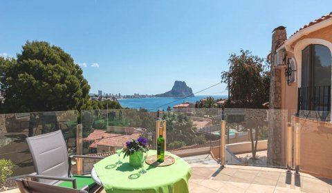 CL 820 Exclusive holiday home for 9 persons with a private pool and sea views in Calpe on the Costa Blanca
