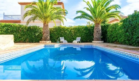 MM 917 Villa pour 10 personnes avec une piscine privée et vue sur la mer à Miami Playa sur la Costa Dorada