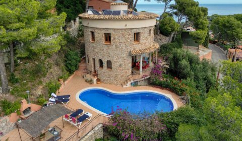 PP 815 Exklusive Ferienvilla für 8 Personen mit privatem Pool am Playa de Pals an der Costa Brava
