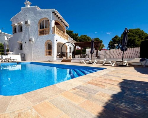 Spanien - Costa Blanca - Moraira strandnahes Ferienhaus nur 400m entfernt mieten