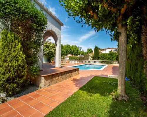 Ferienhaus mit Pool und Bootsplatz Empuriabrava