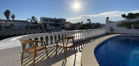 AM 615 Villa de vacaciones exclusiva para 7 personas con piscina privada y muelle - Empuriabrava, Costa Brava