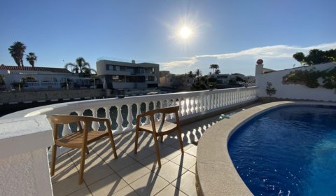 AM 615 Exklusive Ferienvilla für 7 Personen privater Pool und Bootsanleger - Empuriabrava, Costa Brava