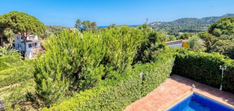 LL 834 Holiday home for 9/11 persons with Private Pool & Sea Views Lloret de Mar Costa Brava