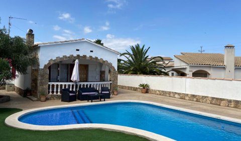 EC 619 Maison de vacances pour 6 personnes avec piscine privée à l`Escala sur la Costa Brava en Espagne