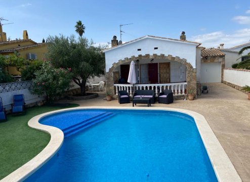Spanien Ferienhaus mit privatem Pool Costa Brava