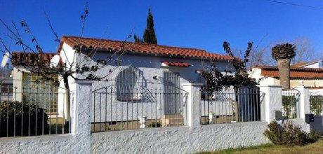 AM 404 Maison pour 4 personnes avec piscine privée, Empuriabrava, Costa Brava