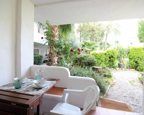Erdgeschoss Apartment in Roses Santa Margarita mieten