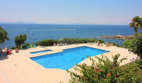 RS 124/2 Apartamento para 4 personas con vistas al mar y piscina – Roses, Costa Brava