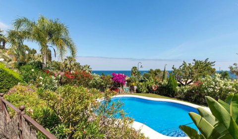 AL 126/4 Exclusive apartment for 4 persons with swimming pool and sea views near Altea on the Costa Blanca