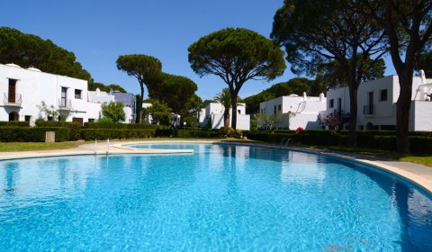 PP 306/2 Ferienhaus für 6 Personen mit Schwimmbad am Playa de Pals an der Costa Brava
