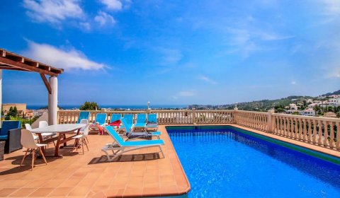 DE 928 Exclusive holiday home for 10 persons with private pool and sea views near Dénia on the Costa Blanca