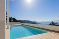 Apartamento con vistas al mar y piscina en Roses, Costa Brava