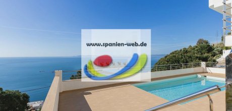 RS 123/2 Holiday apartment for 4 persons with swimming pool and sea views in Roses on the Costa Brava in Spain