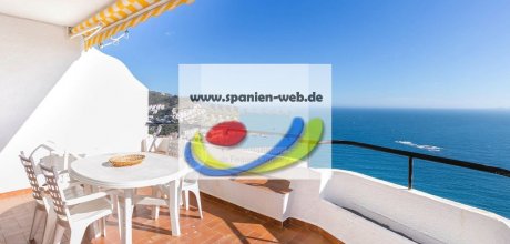RS 123/4 Holiday apartment for 4 persons with swimming pool and sea views in Roses on the Costa Brava in Spain