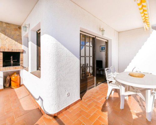 Apartment 4 Personen mit Pool und Meerblick in Roses, Costa Brava