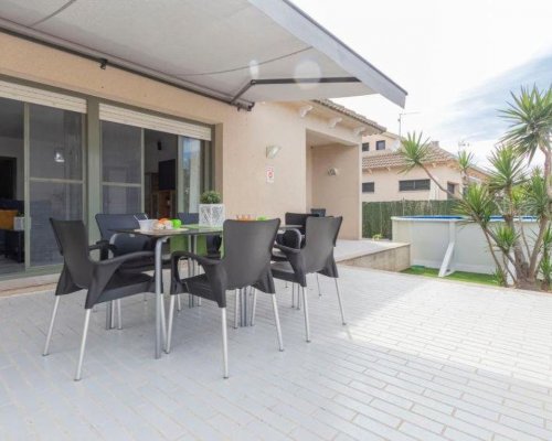 Riu Mar Villa: Pool, 180 m Strand, Ebro-Delta erleben