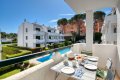 Moderne Costa Brava Ferienwohnung am Golfplatzes