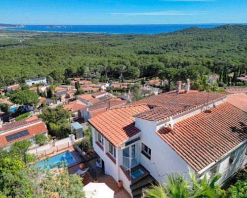 Ferienvilla Costa Brava mit Pool mieten