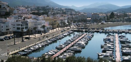 LA 140/1 Apartamento para 5 personas cerca de la playa en el centro de Llançà en la Costa Brava en España