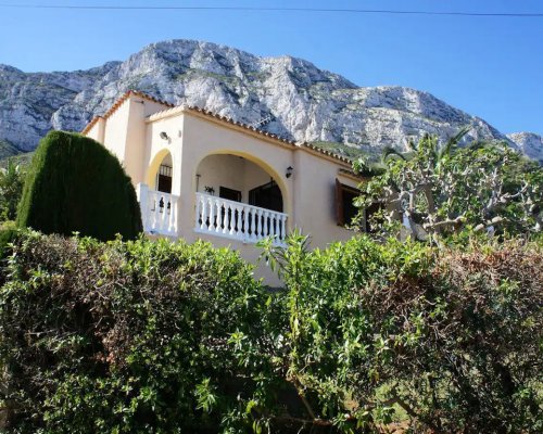  Ferienhaus mit Panorama-Meerblick in Dénia an der Costa Blanca in Spanien für 4 Personen