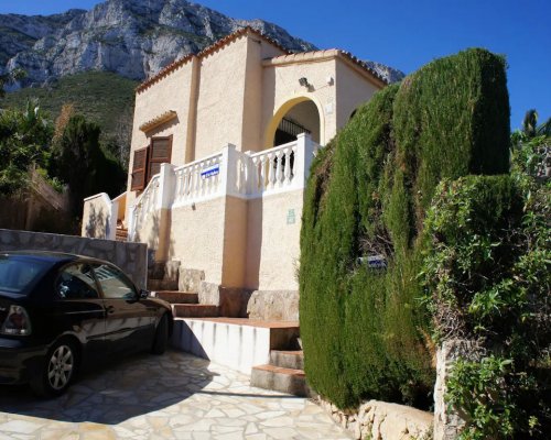  Ferienhaus mit Panorama-Meerblick in Dénia an der Costa Blanca in Spanien für 4 Personen