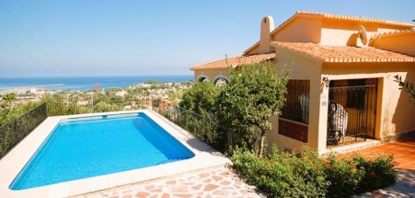 DE 909 Holiday Home for 10 Guests – 2 Apartments – Private Pool & Sea Views – Dénia, Costa Blanca