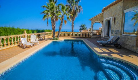 DE 614 Modern villa for 6 persons with a private pool and sea views in Dénia on the Costa Blanca