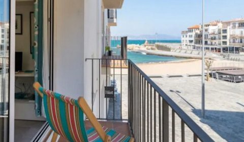 EC 109/1 Ferienwohnung für 2/3 Personen am Strand mit Meerblick in l`Escala an der Costa Brava