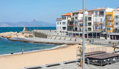 EC 109/1 Apartamento vacacional para 2/3 personas frente a la playa con vistas al mar en l`Escala en la Costa Brava