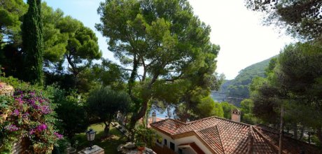 BG 831 Exklusive Ferienvilla für 9 Personen mit privatem Pool und Meerblick in Sa Tuna Costa Brava