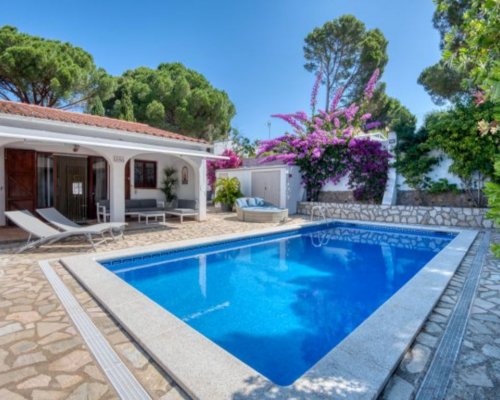 Ferienhaus mieten mit privatem Pool in L’Escala Costa Brava