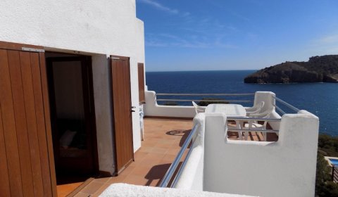 EC 114/8 Apartment for 6 persons with sea views in l`Escala on the Costa Brava