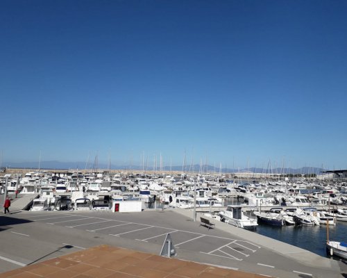 Appartement am Hafen von l`Escala mieten www.spanien-web.de