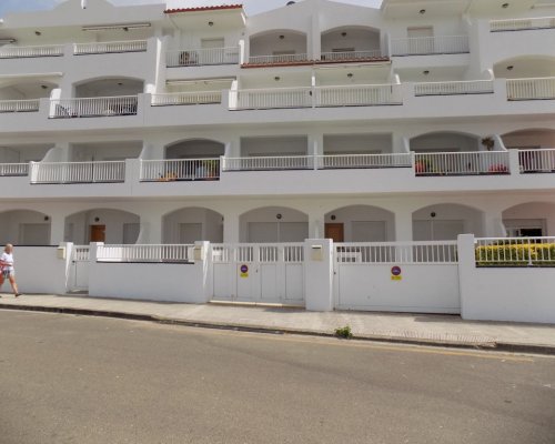 Appartement am Hafen von l`Escala mieten www.spanien-web.de