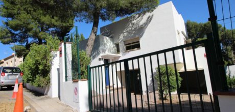 LA 221/2 Bungalow moderno para 6/8 personas en Llançà en la Costa Brava