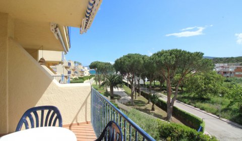 LA 115/1 Apartamento para 4 personas junto al mar en Llançà – Costa Brava – España