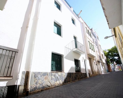 Apartment Zentrum Roses mieten